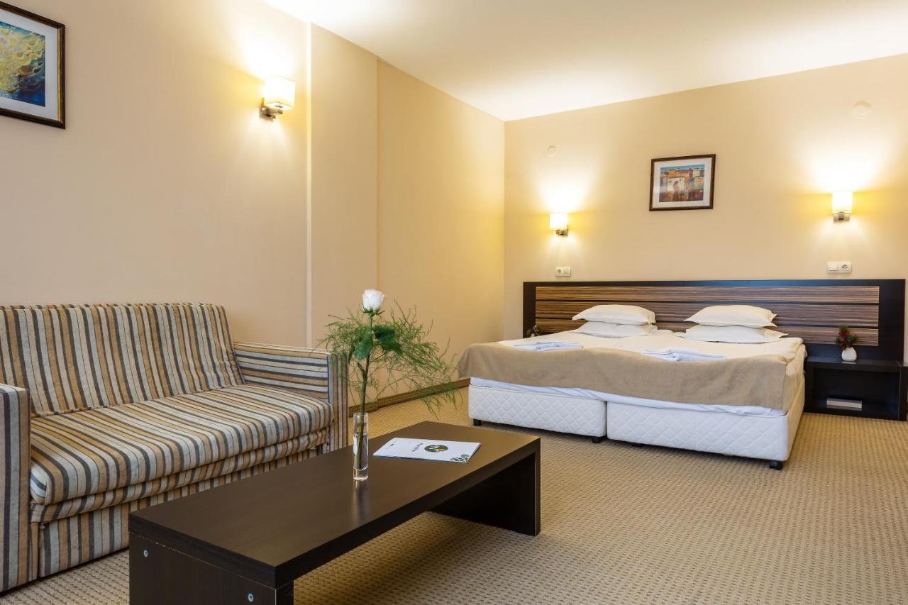 Hotel Mursalitsa By Hmg Pamporovo Kültér fotó